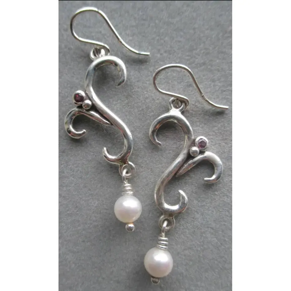 Swirl Earrings ER99SSG by Richelle Leigh