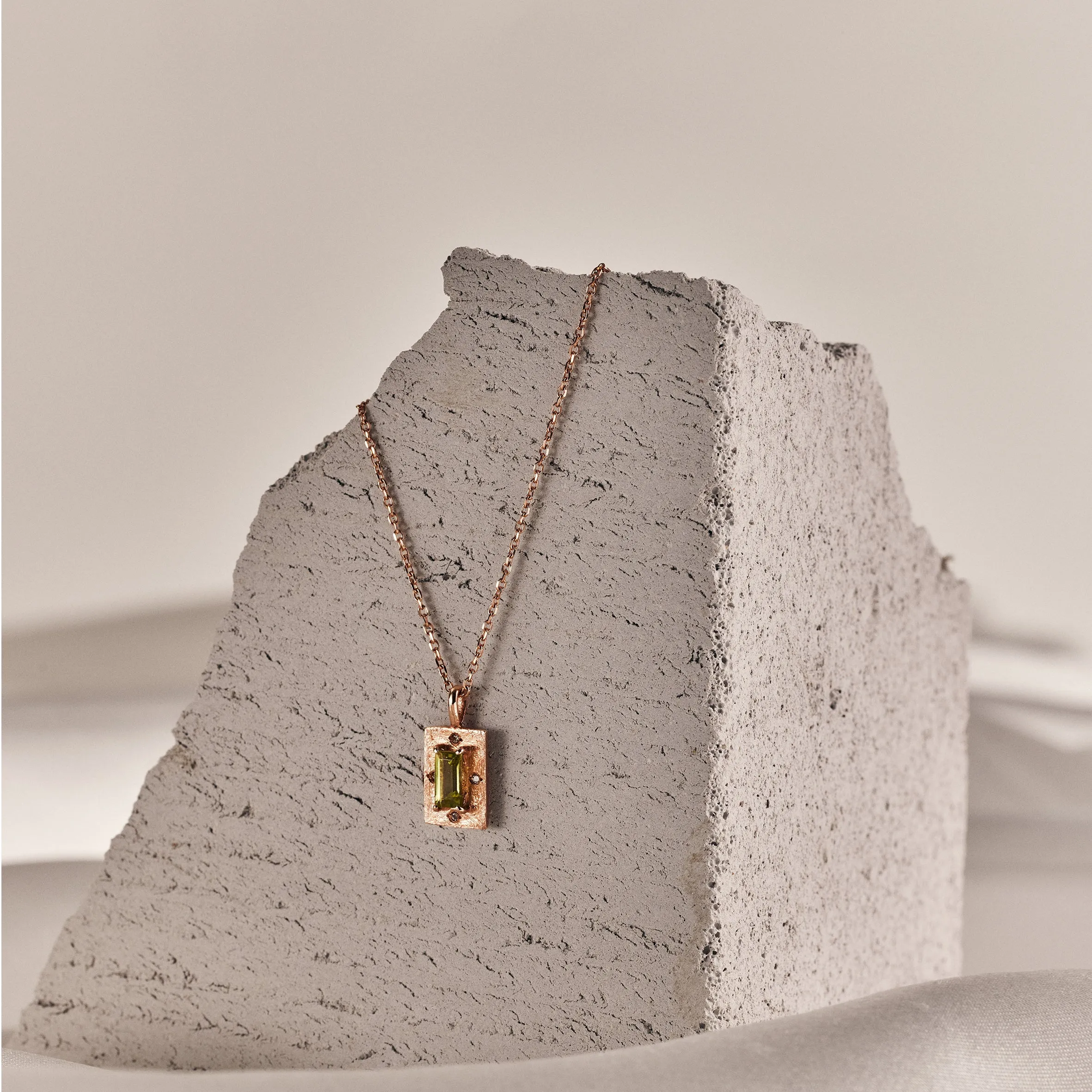 Throne Necklace - 14K/ 18K Gold