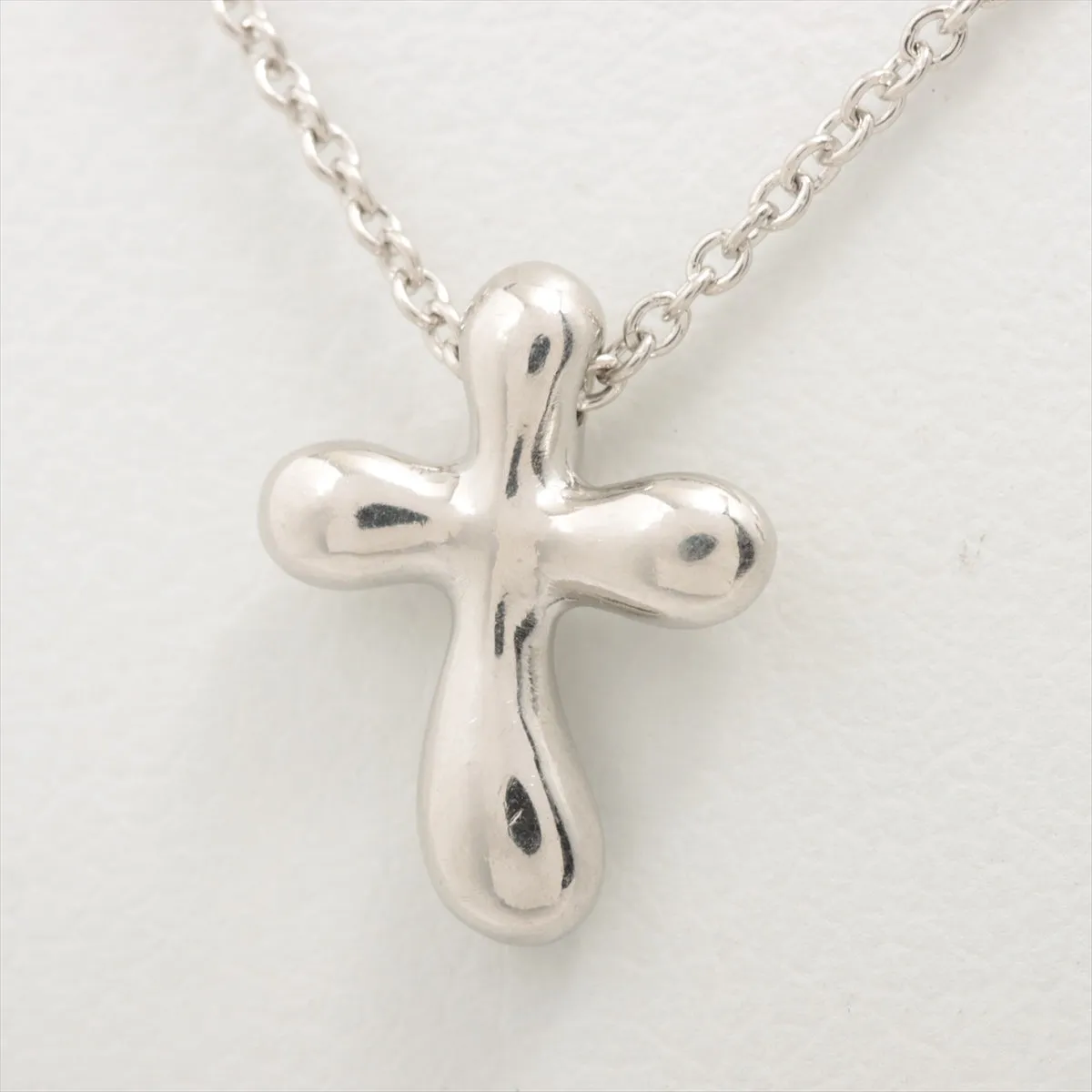 Tiffany & Co.Small Cross Pendant Necklace Platinum