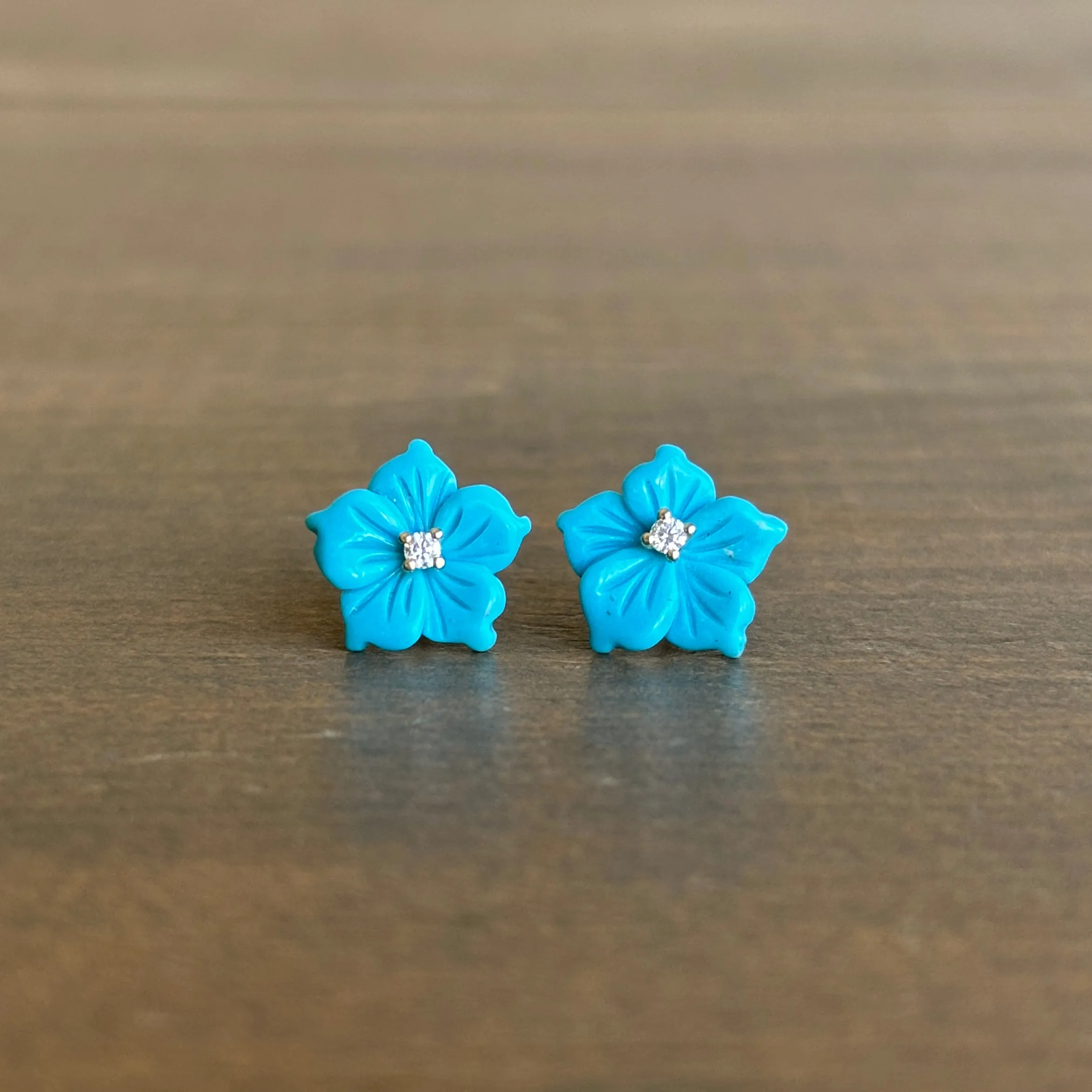 Turquoise Flower Stud Earrings with Diamonds