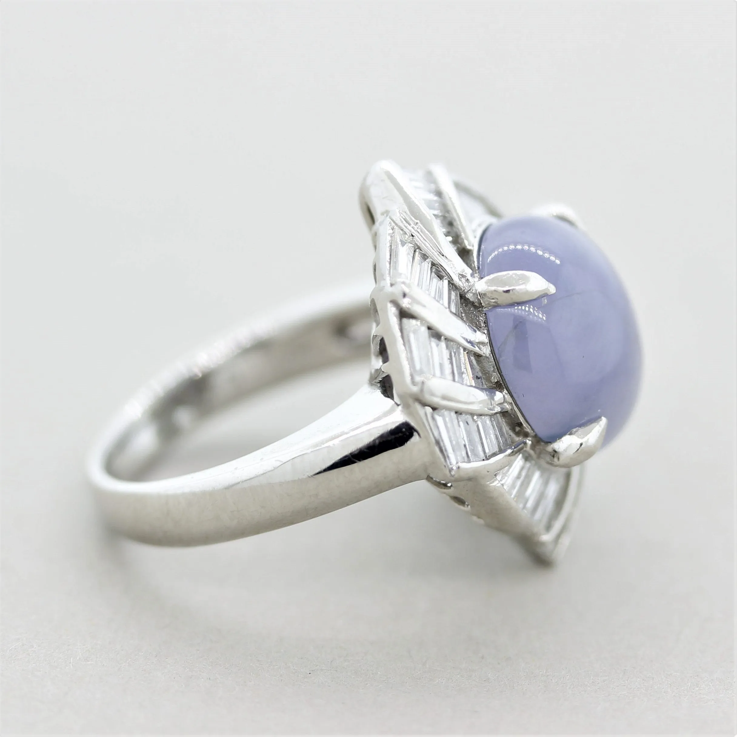 Violet-Blue Jadeite Jade Diamond Platinum Swirl Ring